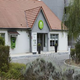 Hotel Campanile La- Verrifre