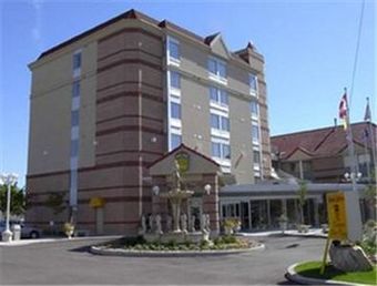 Hotel Monte Carlo Inn Airport Suites