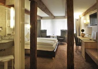 Hotel Aquarium, Ringhotel