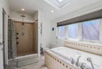 Apartamento Renovated Brookline Townhouse By Stars Of Boston