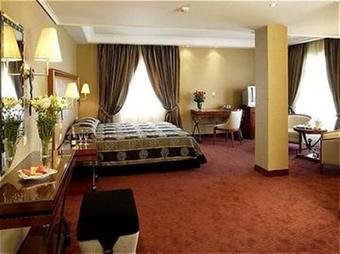 Hotel Piraeus Theoxenia