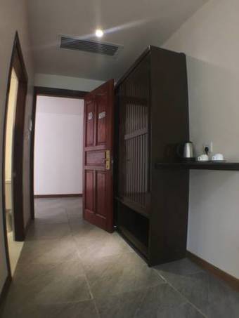 Luganvilla Business Hotel And Restaurant