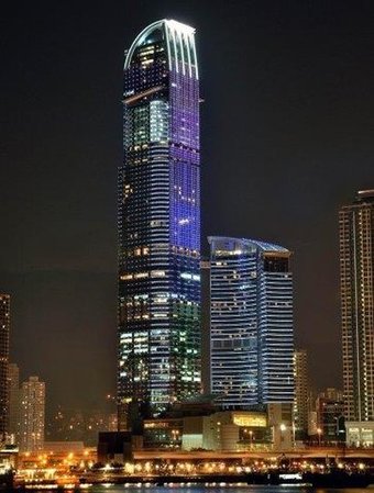 L'hotel Nina Et Convention Ctr