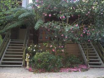 Aldgate Lodge Bed & Breakfast