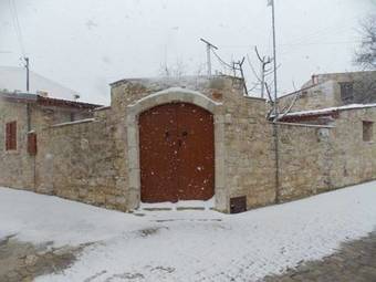 Agroturismo Lofou Palace Traditional House