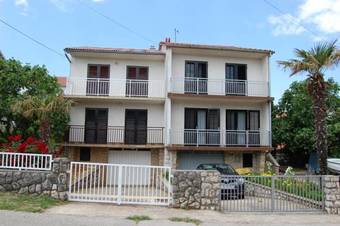 Apartments Jakobi