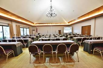 Hotel Batangas Country Club