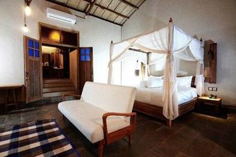 Hotel Desa Alamanis Resort Vila