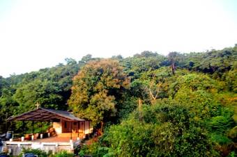 Hostal Auslyn Guest House