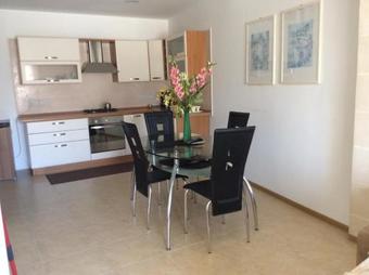 Apartment Tritons Court 29