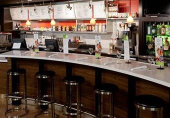 Hotel Courtyard By Marriott Bristol