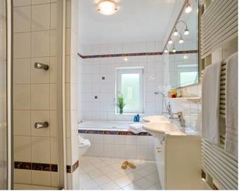 Euro Youth Hotel & Krone