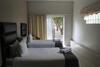Hostal Fin And Feather Guesthouse
