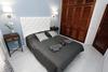 White Apartment Boutique