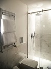 Hotel The Independent Suites