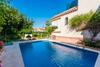 Villa With Pool Near The Beach