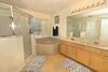 Oxford 410 Apartment