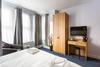 Wellesley Hotel