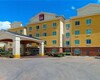 Hotel Comfort Suites University