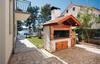Three-bedroom Apartment In Brodarica