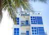 Hostal The White Harp Beach Hotel
