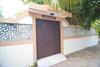 Hostal Kuri Beach View Inn
