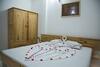 Hostal Faza View Inn