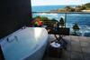 Hotel Whale Cove Inn