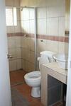 Hostal Columbus Guest House