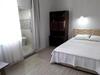 Hostal Zaza Guest House