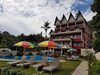 Zo�?s Paradise Waterfront Hotel