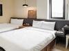 Hostal The Bird's Nest B&B