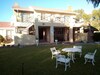 Hostal Victoria Oaks Guesthouse