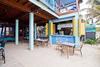 Sandbar Beachfront Hostel & Restaurant
