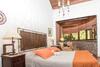 Hostal Brom�lia Sabi� & Cia