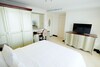 Hotel Lk President