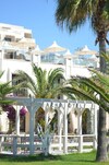 Azka Hotel