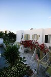 Leonardos Apartments