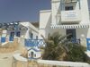 Blue And White Studios & Apartments