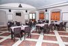 Fabhotel Kinnera Comforts Daba Garden