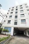 Hotel Living Naraa Place