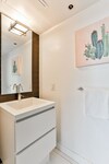 Gorgeous 2 Storey Townhouse