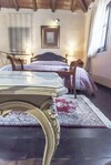Hotel Ostra Mainalon Luxury Suites