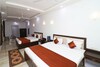 Oyo 11526 Hotel Apollo