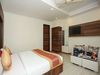Oyo 11852 Hotel Aerostay Inn