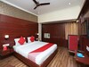 Oyo 15468 Hotel Sharda