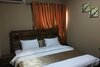 Momak 6 Hotel & Suites
