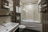 Hotel Royan Suites
