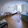Hotel S. Howard Guesthouse
