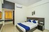 Hotel Oyo 20026 Silverkey Rr Nagar